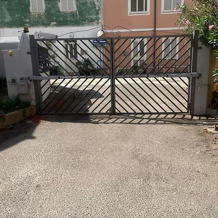 Ferienwohnung Camelia'S House Olbia Exterior foto